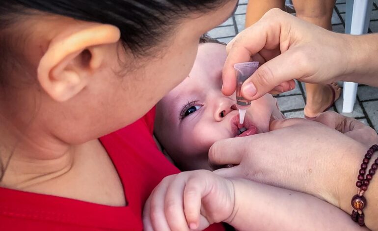  Mais de 200 doses de vacina contra a poliomielite foram administradas no Dia D da Campanha Nacional de Multivacinação