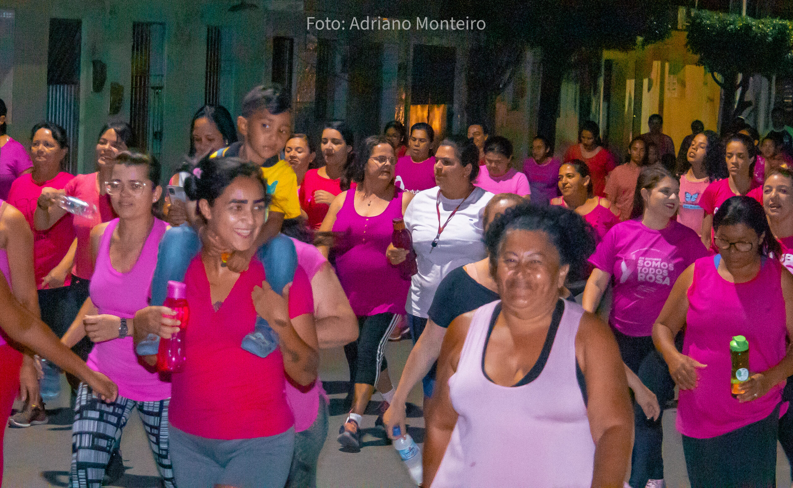  A Caminhada Rosa Solidária levou a mensagem do autocuidado para toda Agrestina